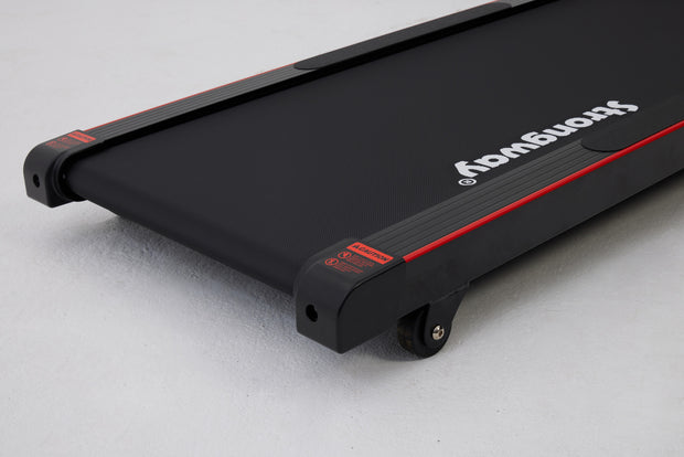 Treadmill - Foldable, Auto Incline & LCD Display for Performance Monitoring